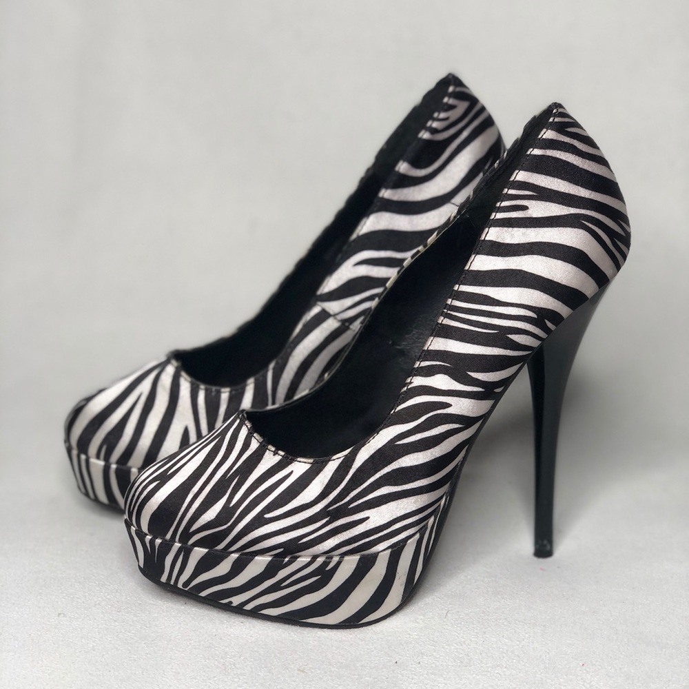 COPY - DONATION BOUND -Black and White Zebra Prin…